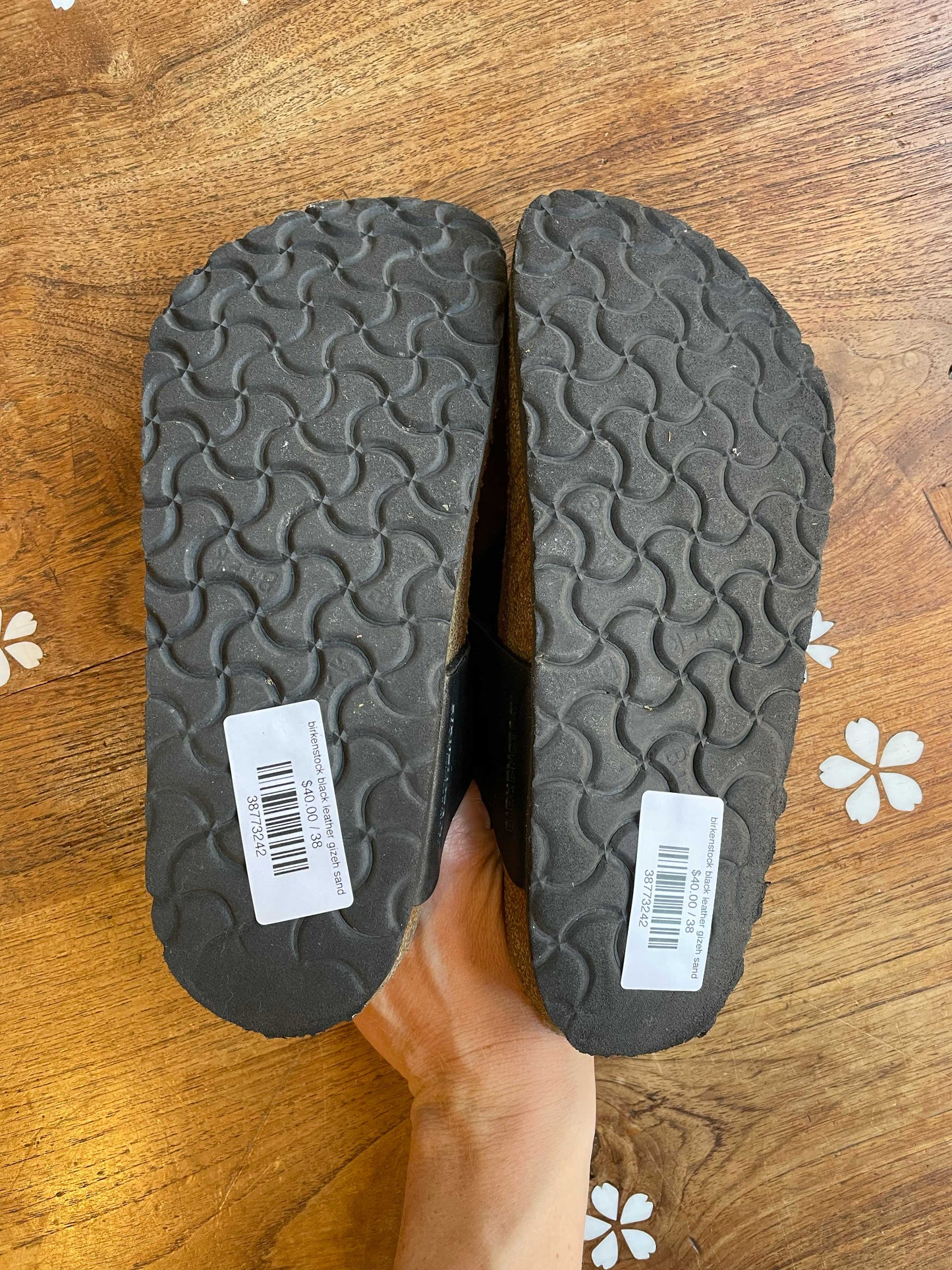 birkenstock black leather gizeh sandal