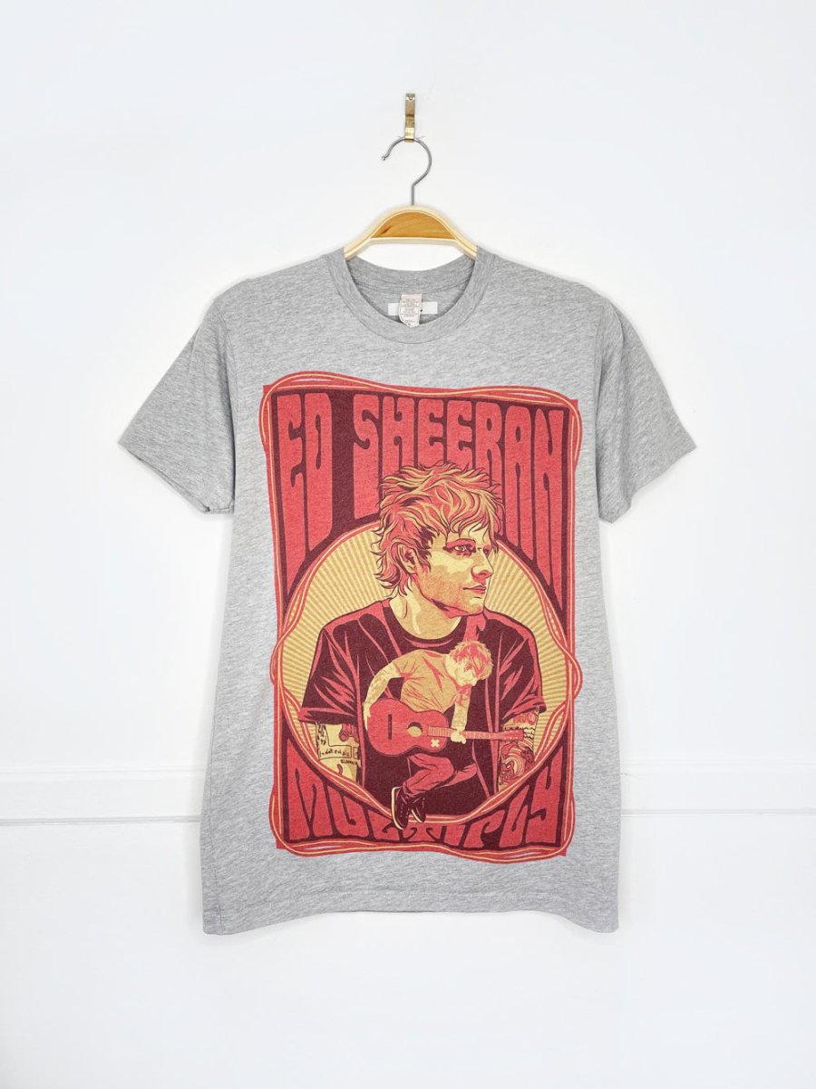 ed sheeran multiple tour graphic tee | 2015 - good market thrift store