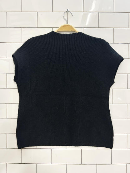 oversized boxy single pocket knit vest - good market thrift store