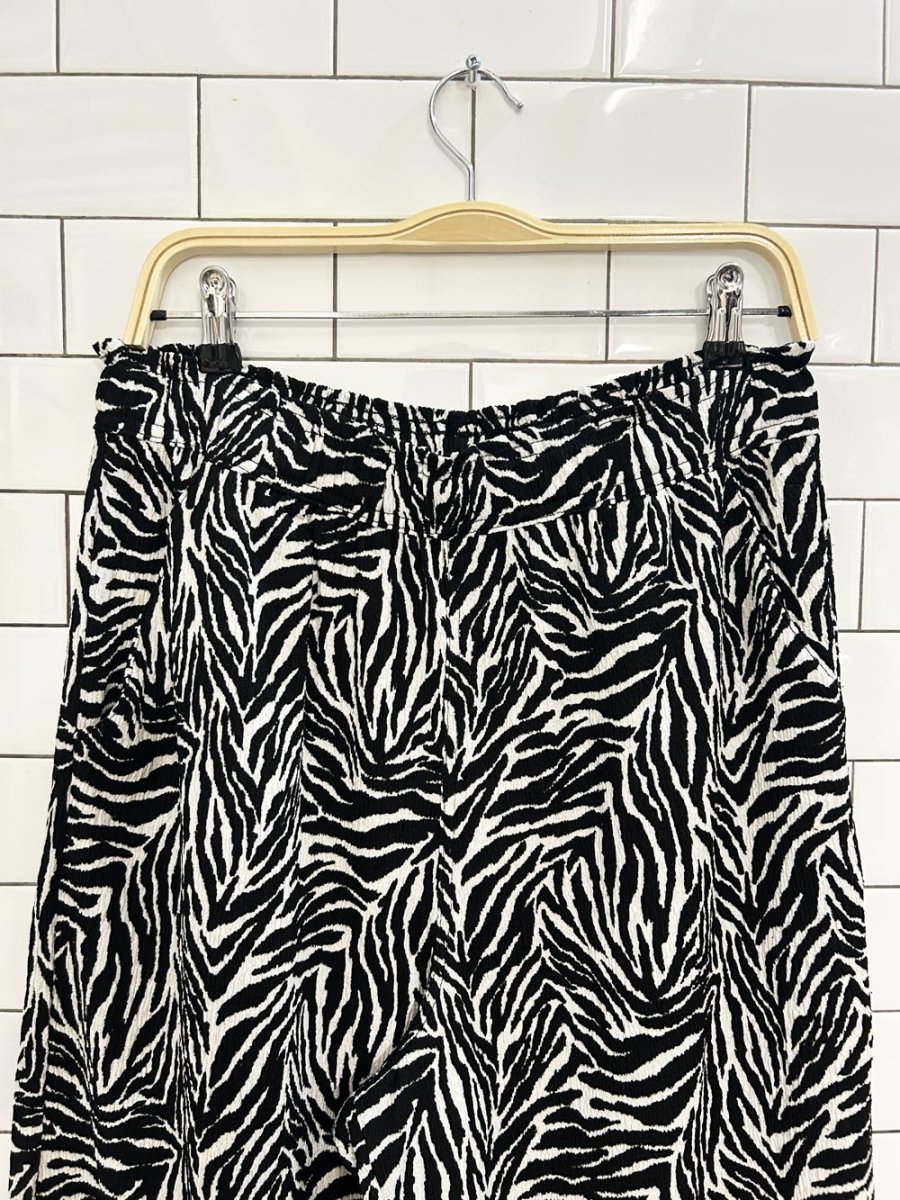 zebra print crinkle wide leg flowy pant - good market thrift store