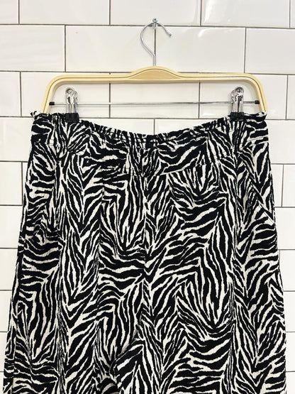 zebra print crinkle wide leg flowy pant - good market thrift store