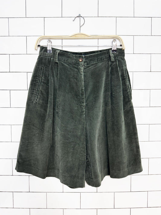 vintage 90s liz claiborne chunky cord pleated shorts | lizsport
