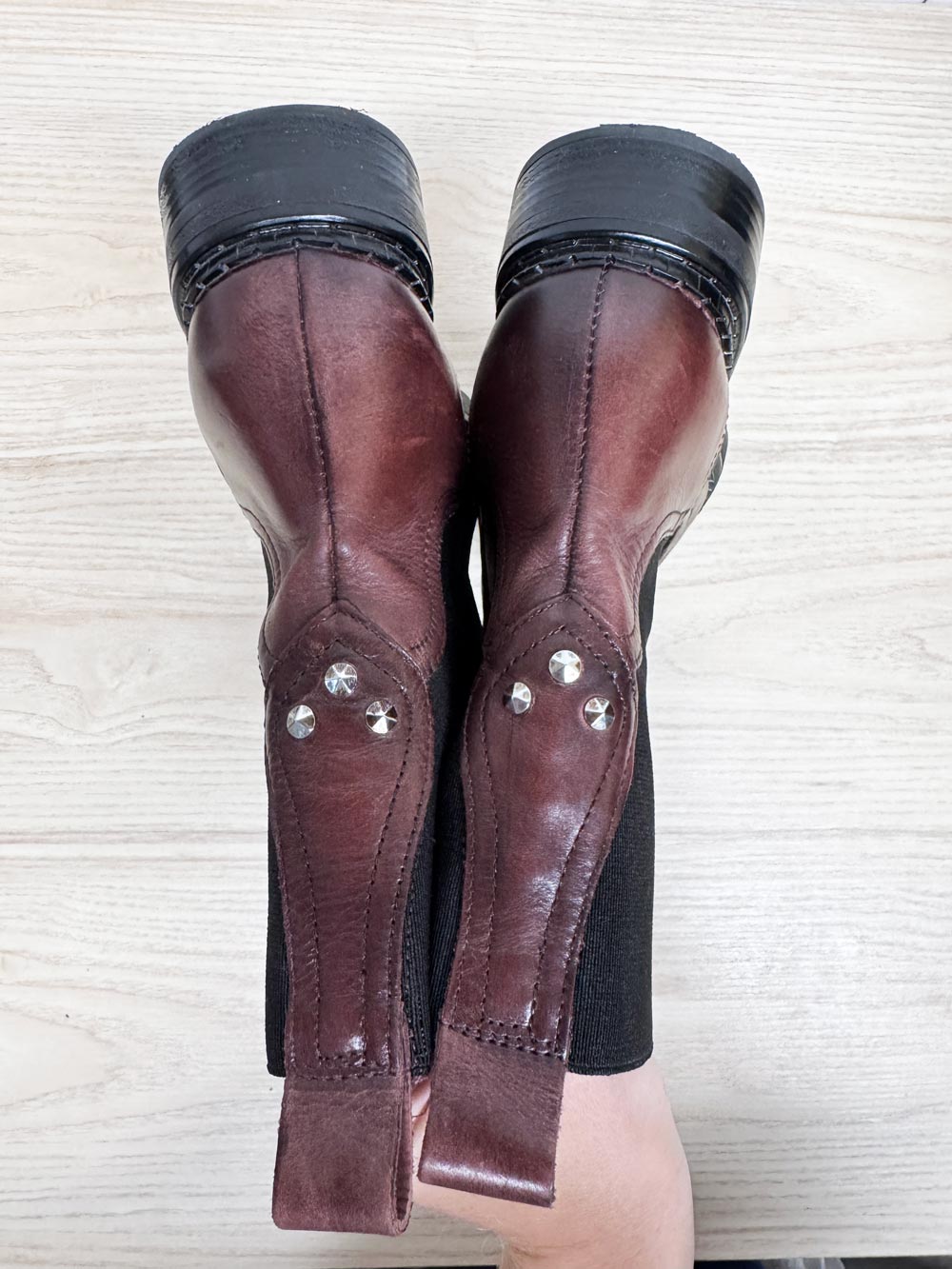 browns crisp cherry leather square toe chelsea boot