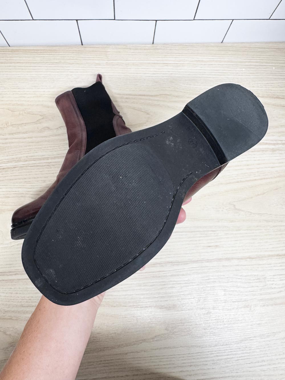 browns crisp cherry leather square toe chelsea boot