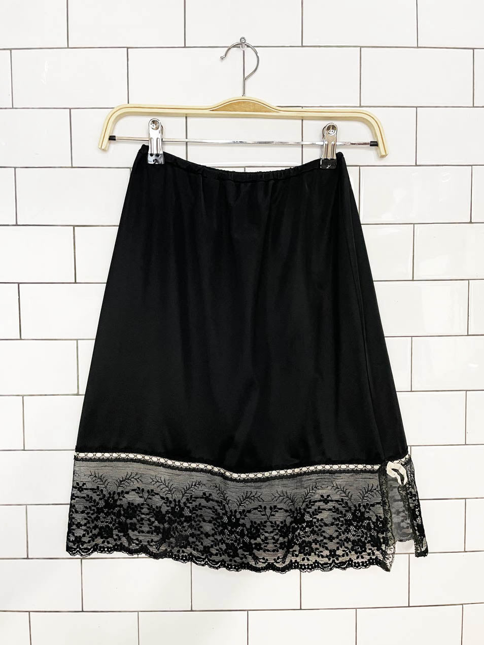 vintage van roalte lace trim satin poly slip mini skirt