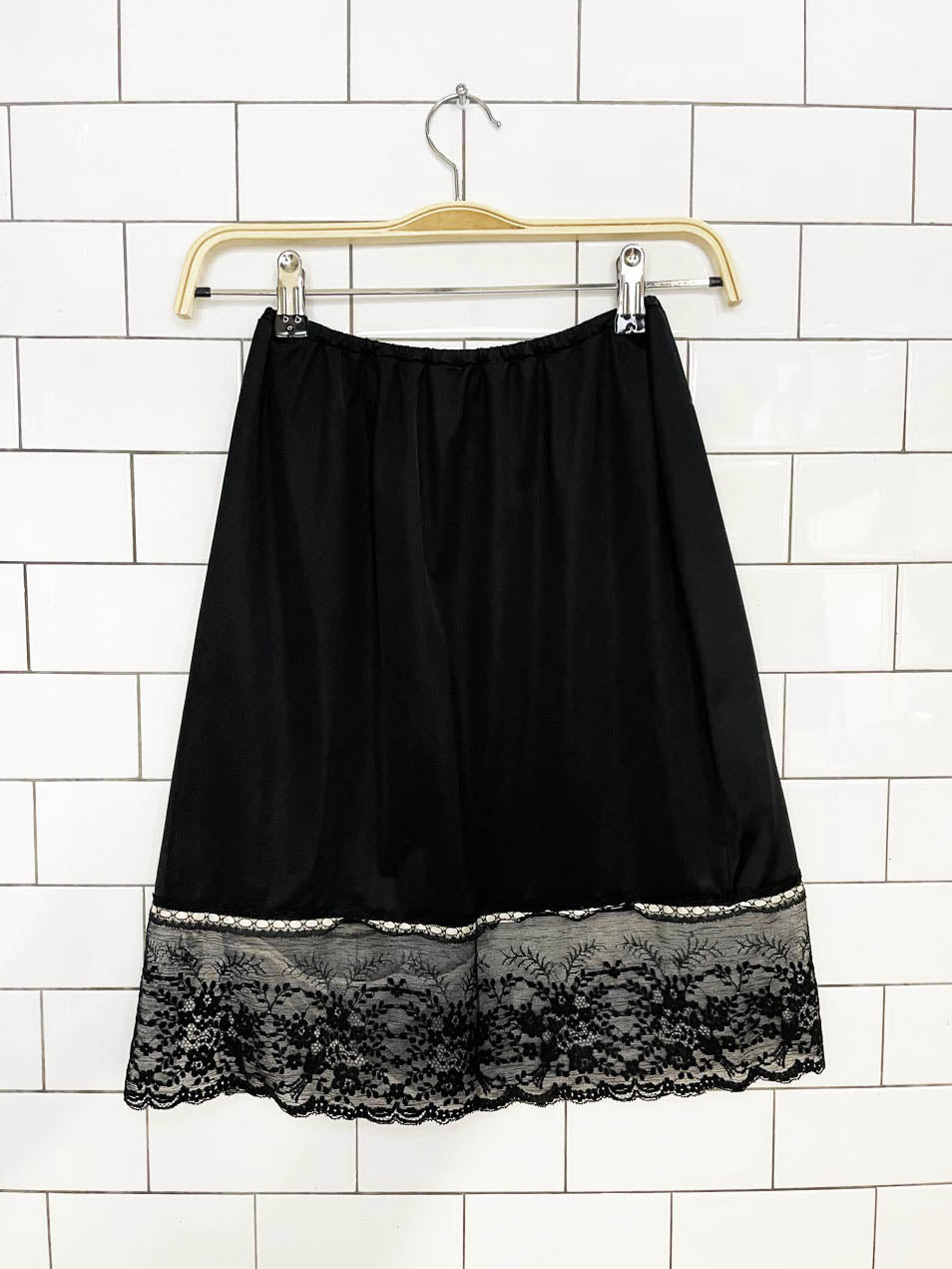 vintage van roalte lace trim satin poly slip mini skirt