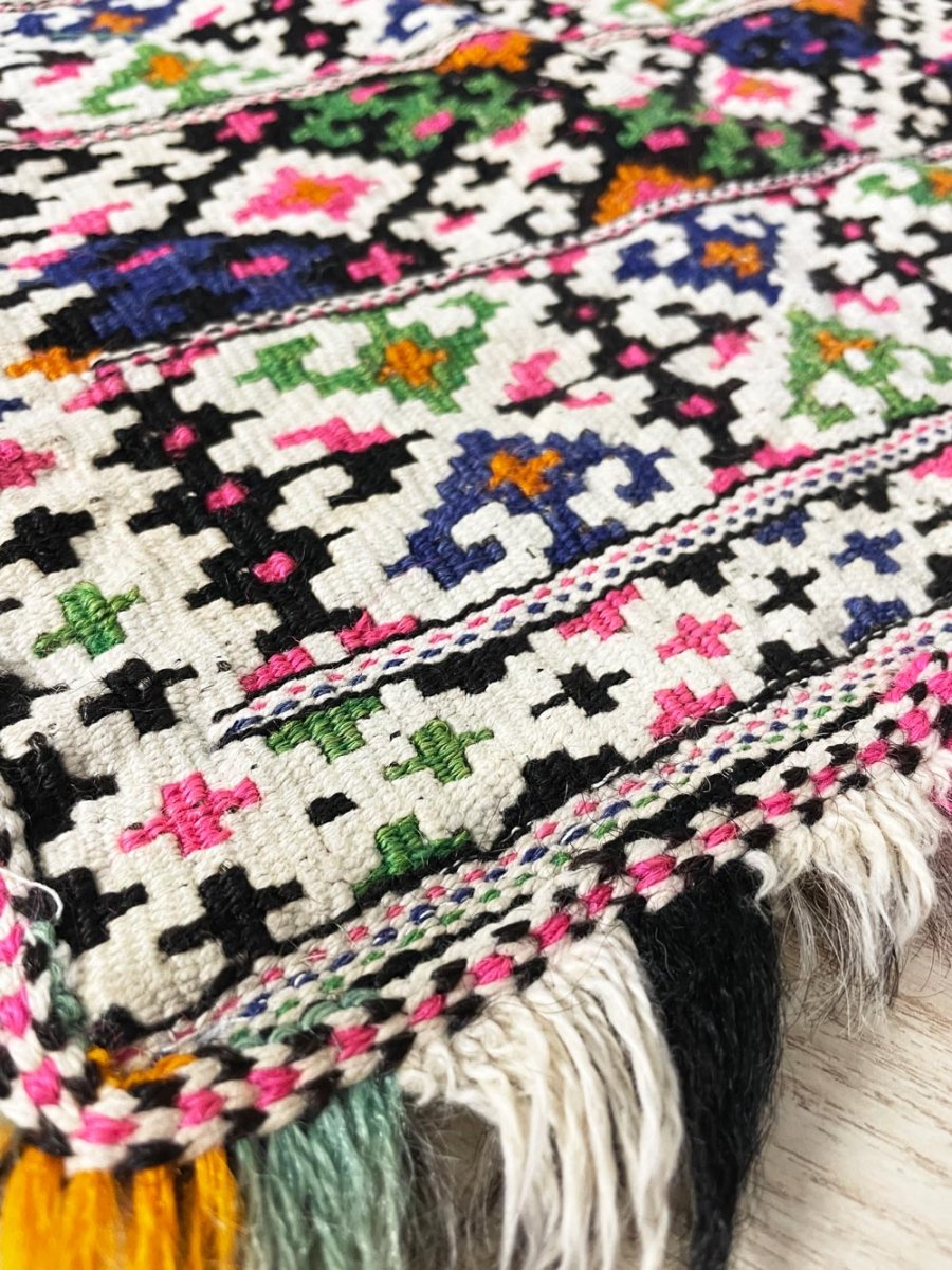 vintage moroccan wool kilim woven tapestry - good market thrift store