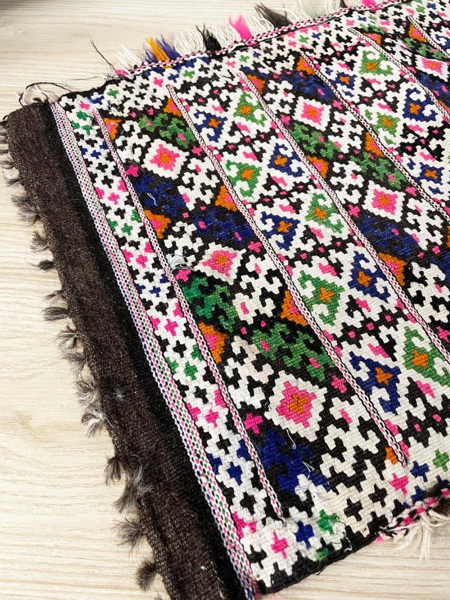 vintage moroccan wool kilim woven tapestry - good market thrift store