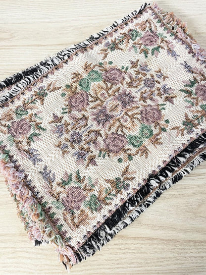 x4 vintage 00s floral woven placemats - good market thrift store