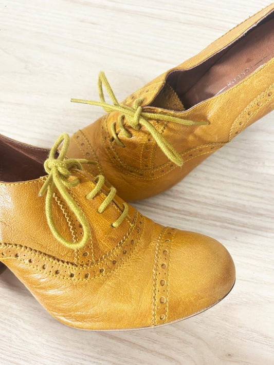 office london retro heeled leather loafers - good market thrift store