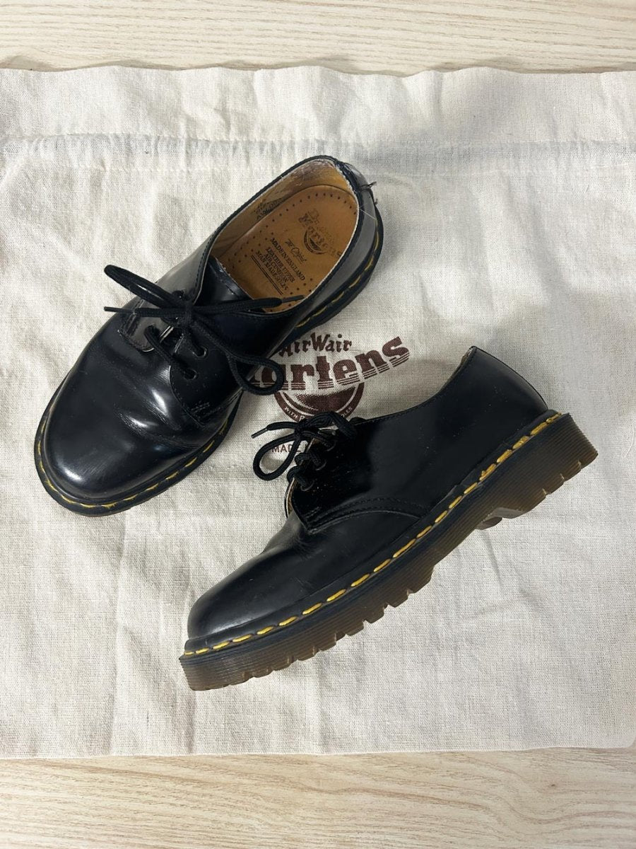 doc martin the orignal air cushion oxford leather shoes - good market thrift store