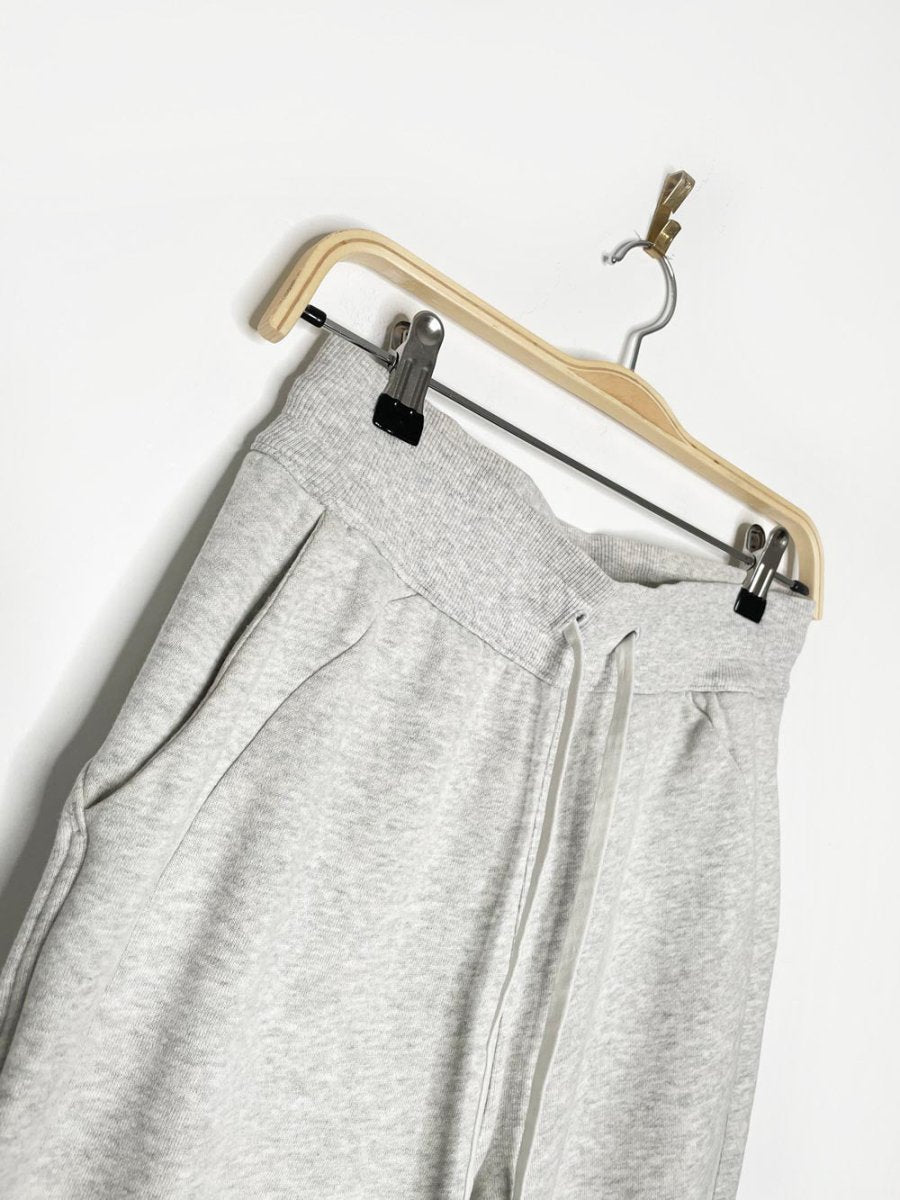lululemon 2022 scuba high rise relaxed jogger | light cotton terry - good market thrift store