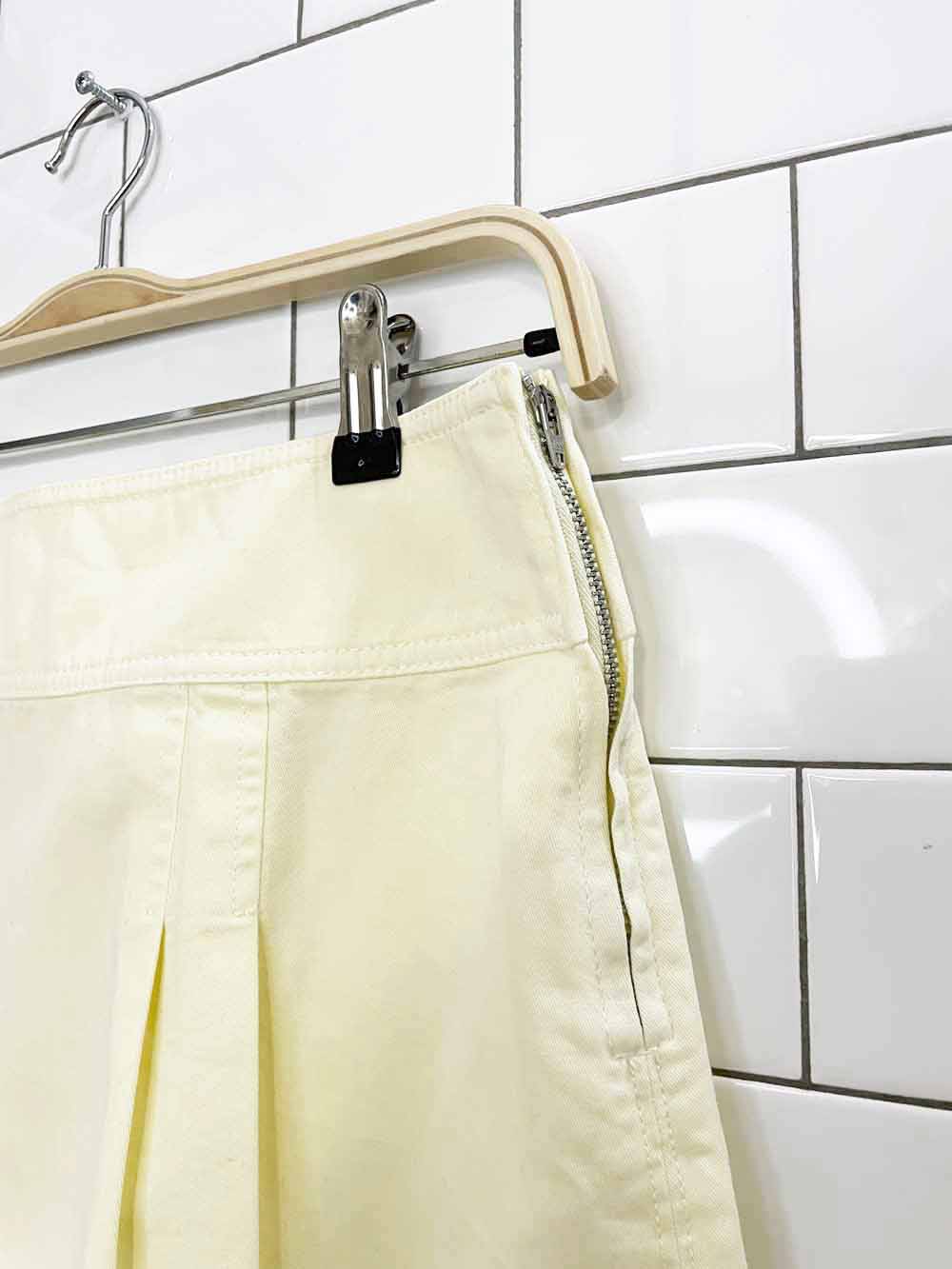 sund-eh organic cotton pleated mini skirt | aritzia