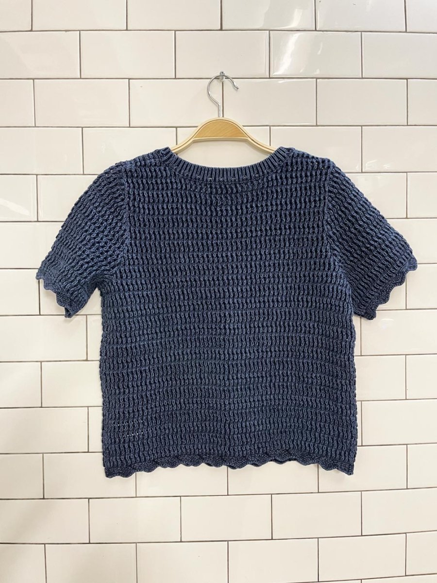 gap scallop hem knit top - good market thrift store