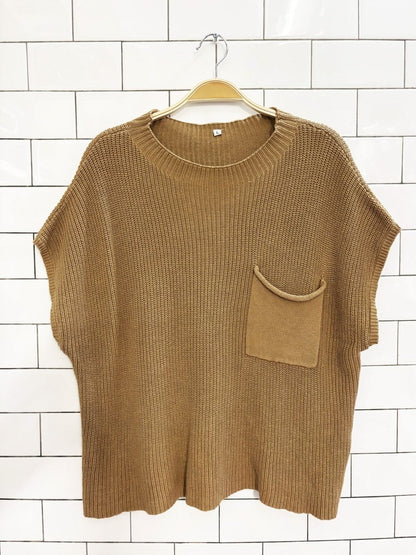 oversized boxy single pocket knit sleeveless sweater - good market thrift store