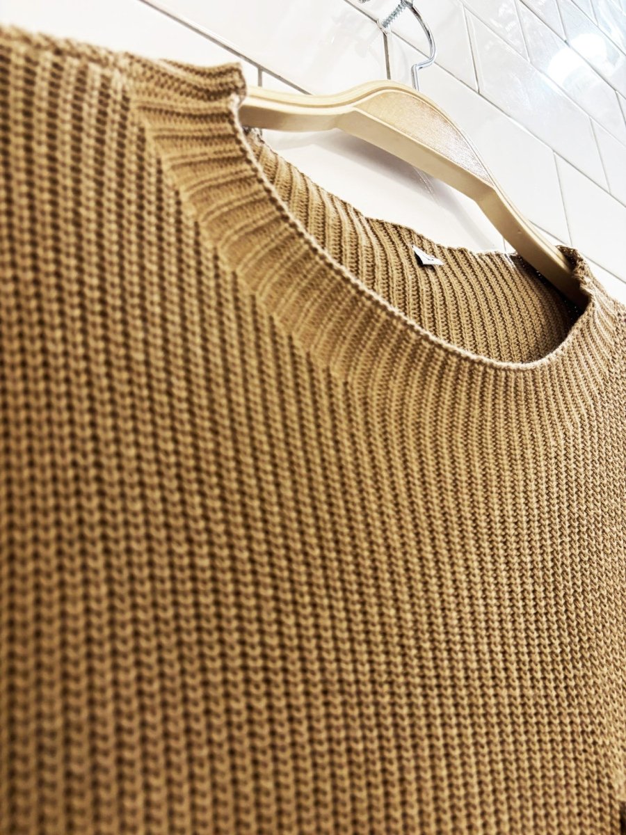 oversized boxy single pocket knit sleeveless sweater - good market thrift store