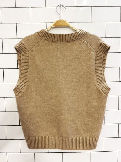 zara knit classic fit sweater vest - good market thrift store