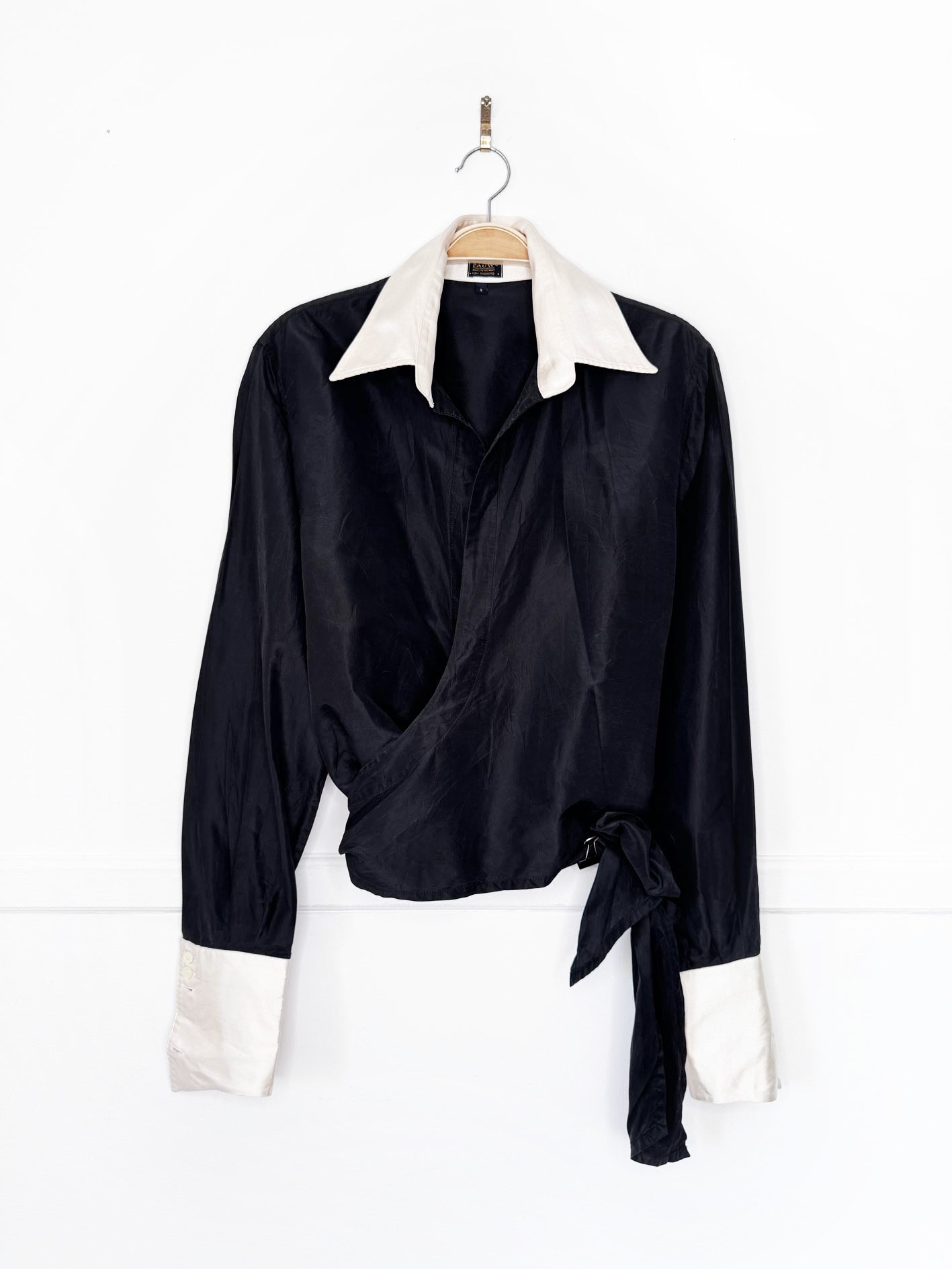 vintage pauw 100% silk contrast collar french cuff wrap blouse