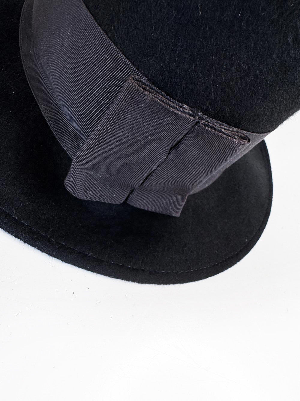 vintage 70s schiaparelli paris 100% wool hat | astre milliner
