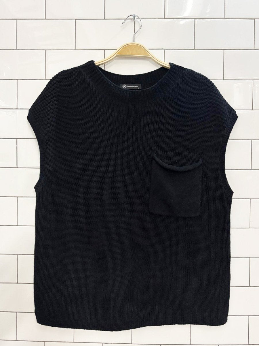 pretty garden single pocket knit sweater vest - good market thrift store