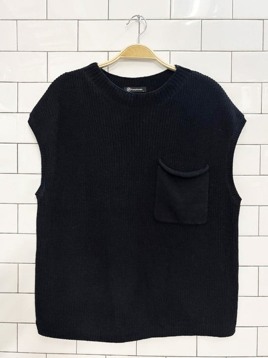 pretty garden single pocket knit sweater vest - good market thrift store