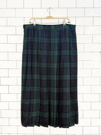 vintage ll bean 100% wool pleated plaid midi skirt | made in USA
