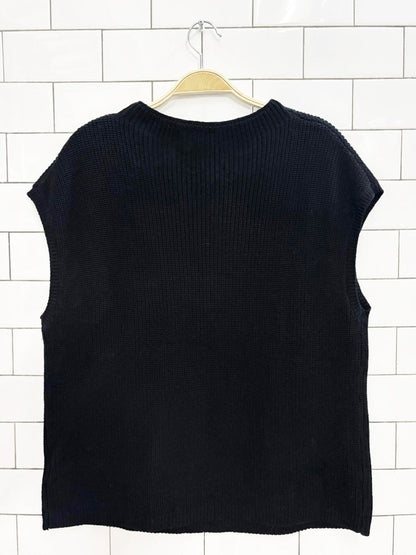 pretty garden single pocket knit sweater vest - good market thrift store