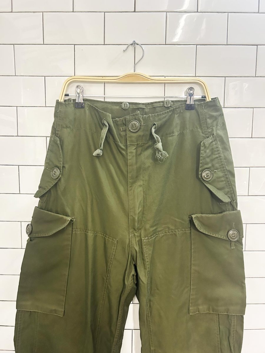 vintage 80s canadian military cargo parachute pants - good market thrift store