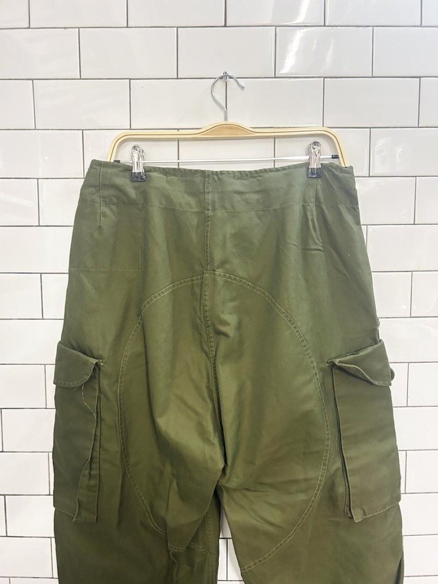 vintage 80s canadian military cargo parachute pants - good market thrift store