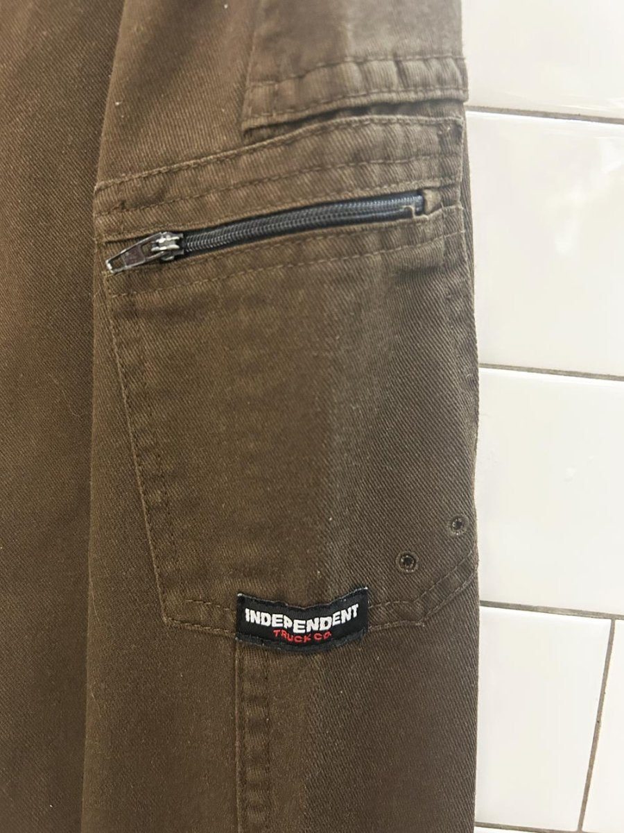 vintage 00s independant trucks wide leg utility skate pants - good market thrift store