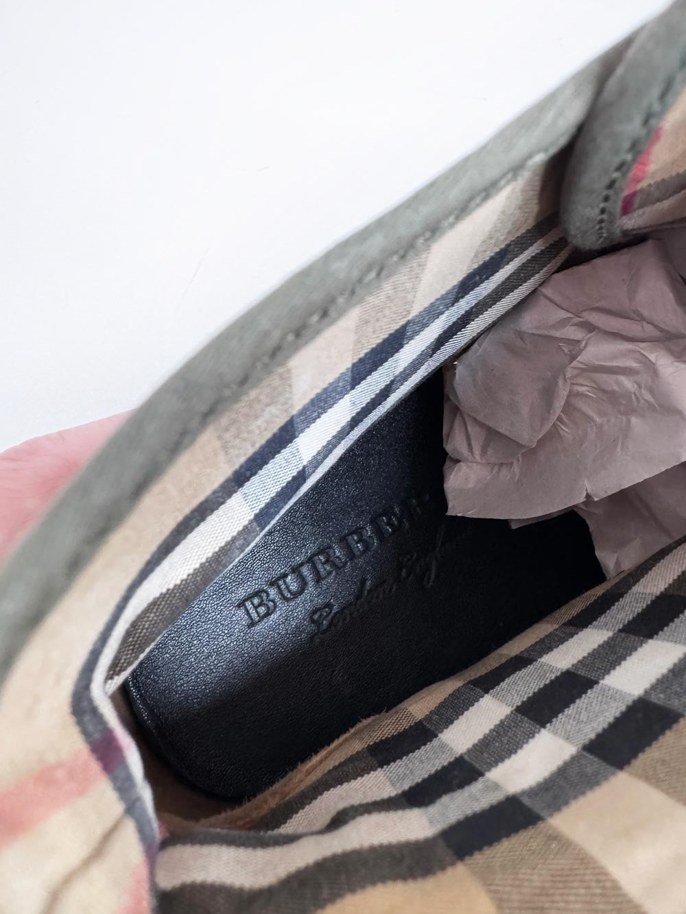 burberry embroidered crest canvas high top sneakers