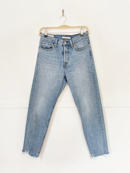 levi's wedgie straight crop jeans - good market thrift store