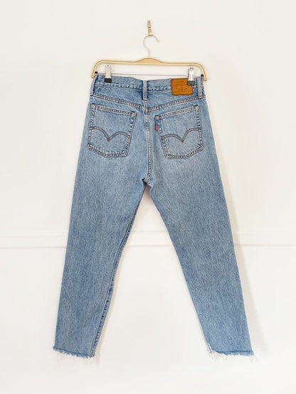 levi's wedgie straight crop jeans - good market thrift store