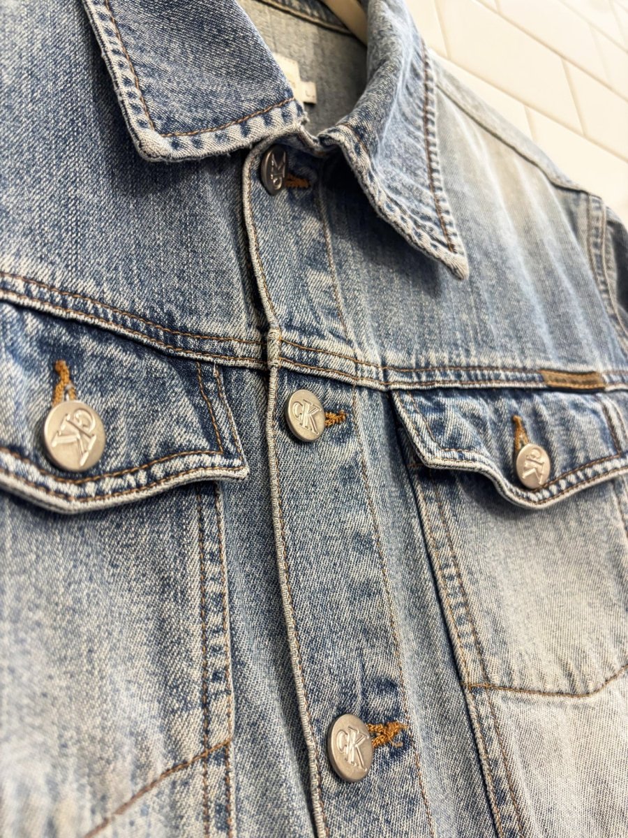 y2k calvin klein jeans light wash denim trucker jacket - good market thrift store