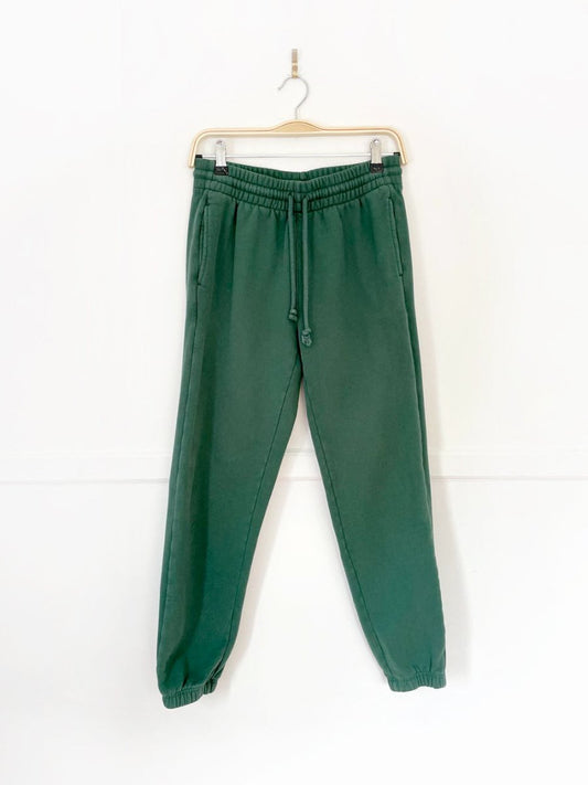 tna cozy fleece boyfriend joggers | aritzia - good market thrift store