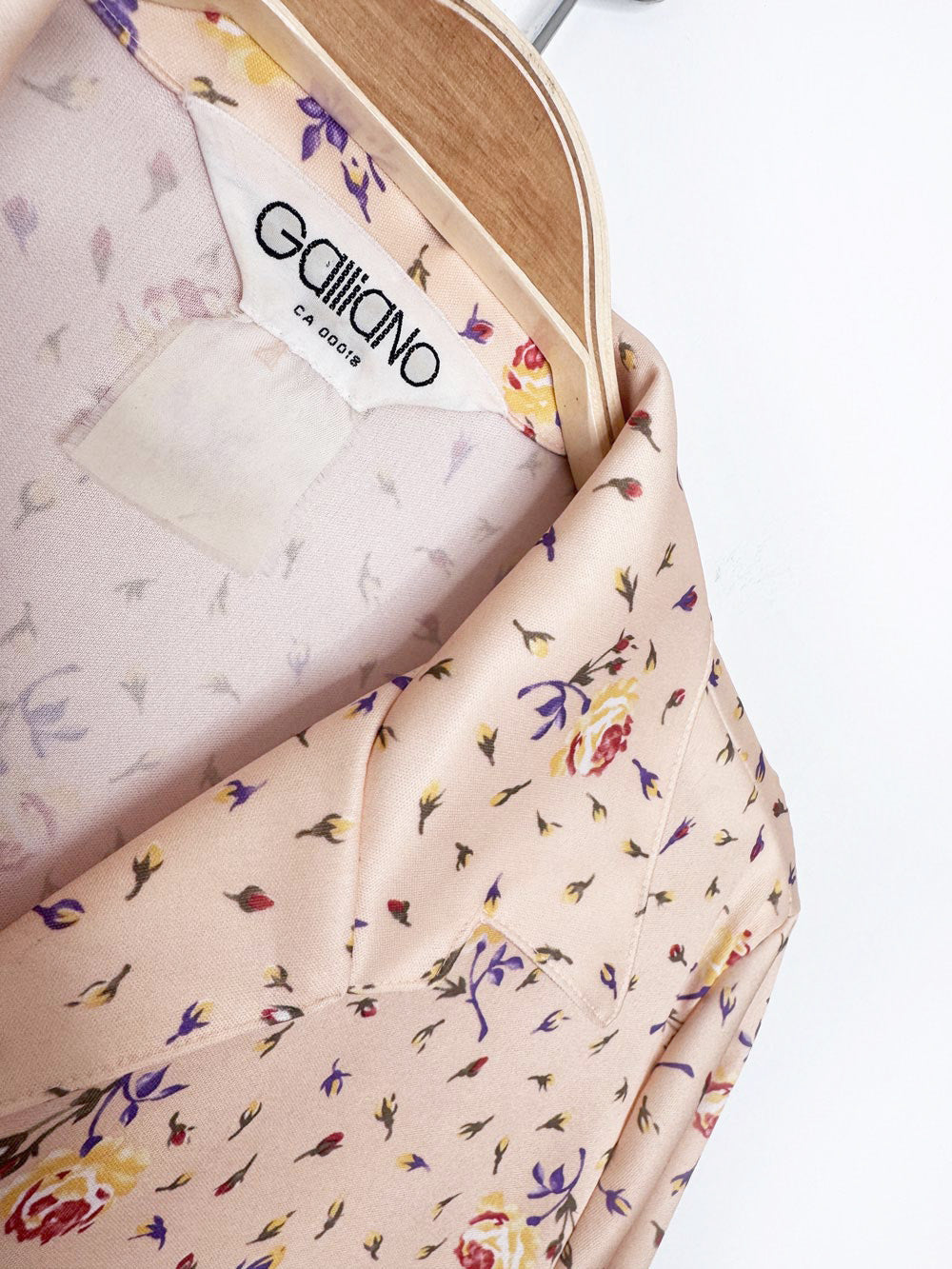 vintage 70s galliano floral poly knit blouse