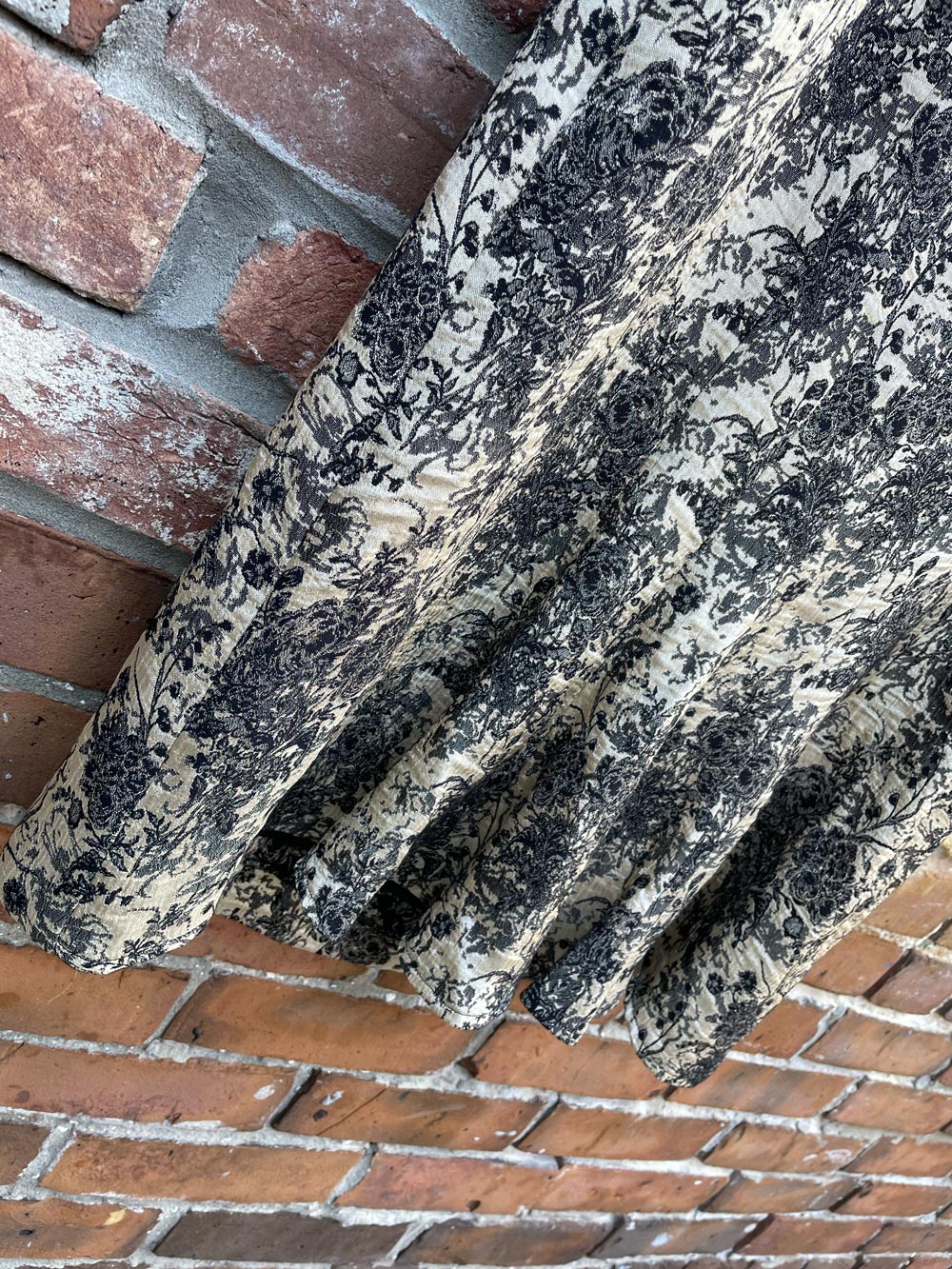 vintage 00s evan picone gold brocade dress