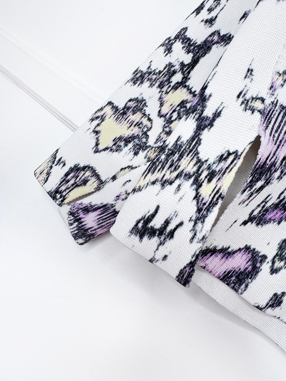 3.1 phillip lim abstract daisy printed pullover sweater