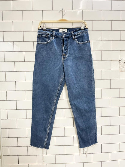 a&f the mom high rise buttonfly jeans - good market thrift store