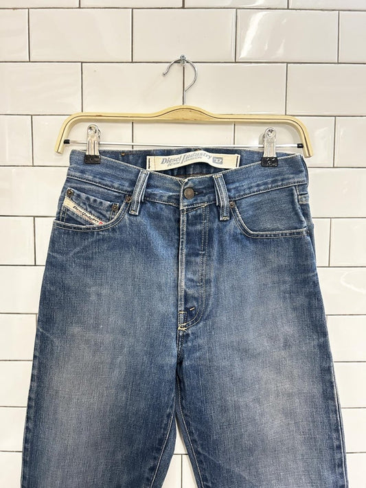vintage 90s diesel type rr55 straight leg button fly jeans - good market thrift store