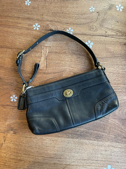 vintage 00s coach turnlock mini leather shoulder bag