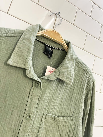 far west sage green gauze cotton shirt - good market thrift store