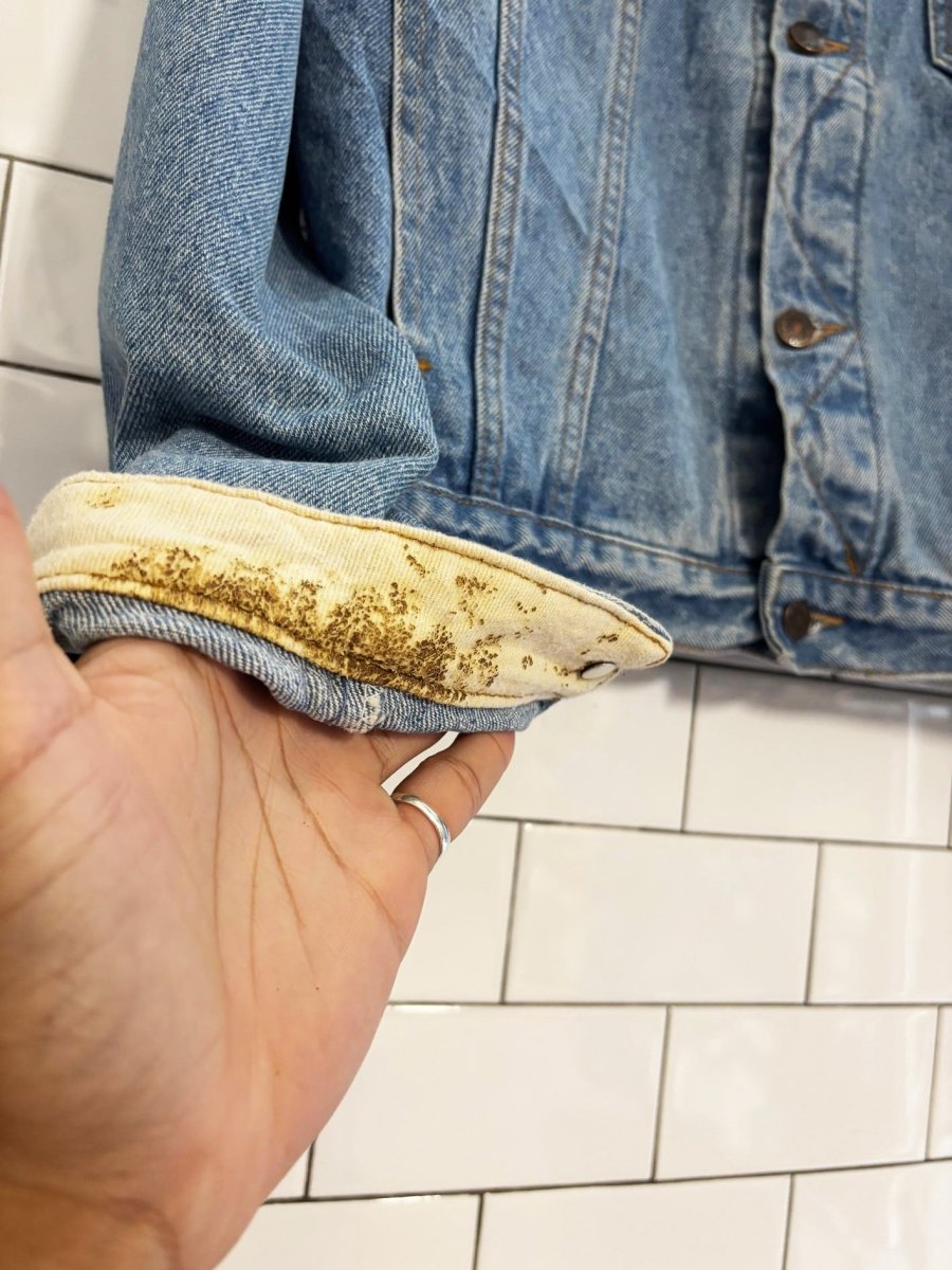 vintage 90s wrangler light wash denim jacket - good market thrift store