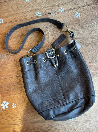 vintage 90s gloria vanderbilt leather bucket bag