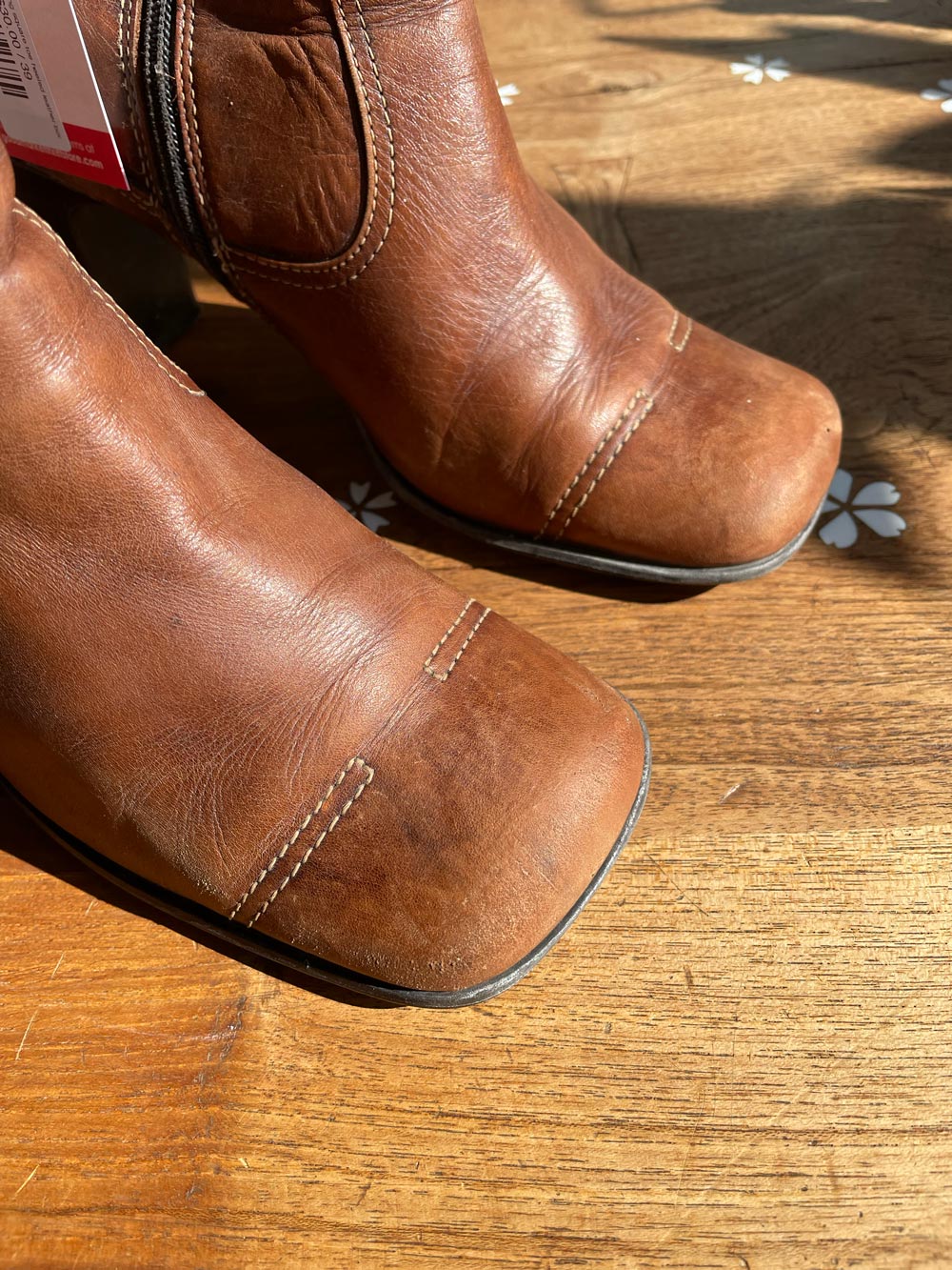 vintage 00s spring square toe heeled leather boots