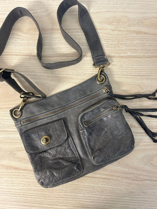 roots ventian village tribe leather bag - good market thrift store