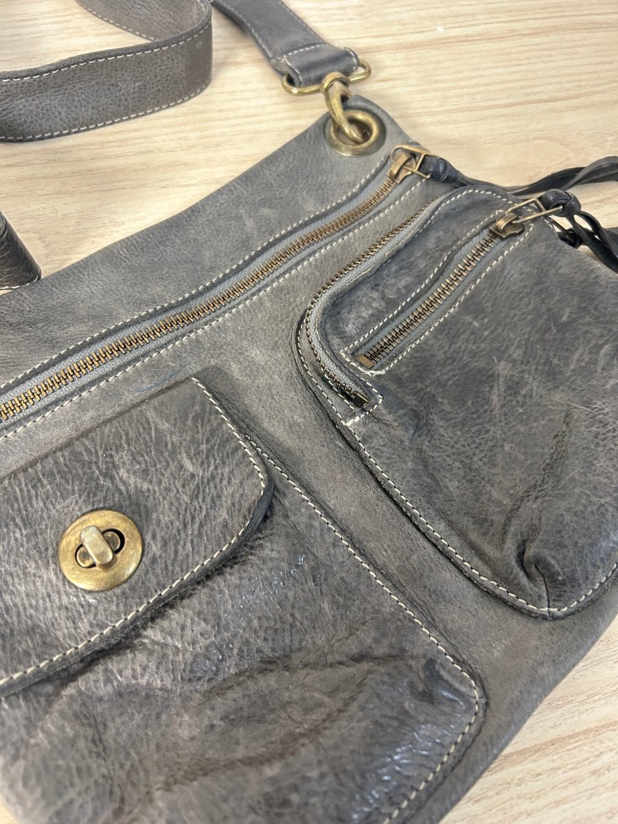 roots ventian village tribe leather bag - good market thrift store