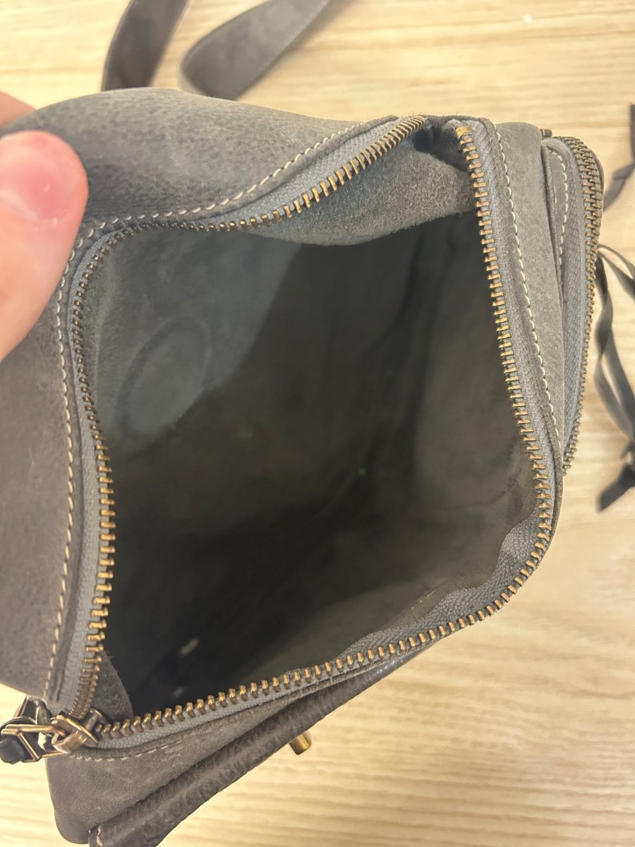 roots ventian village tribe leather bag - good market thrift store