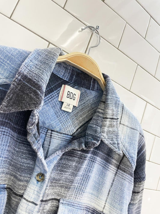 UO bdg joey cropped boxy flannel shirt - good market thrift store