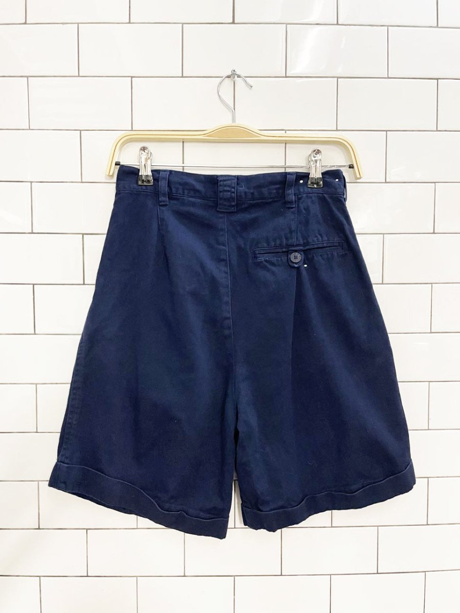 vintage 90s wolverine world adventurer pleated shorts - good market thrift store